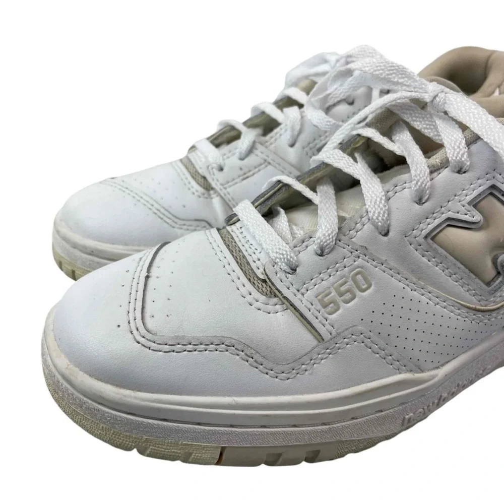 New Balance Women's 7 Sneakers - Picture 3 of 12